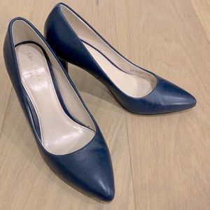 Navy Cole Haan Heels size 6 (true fit)